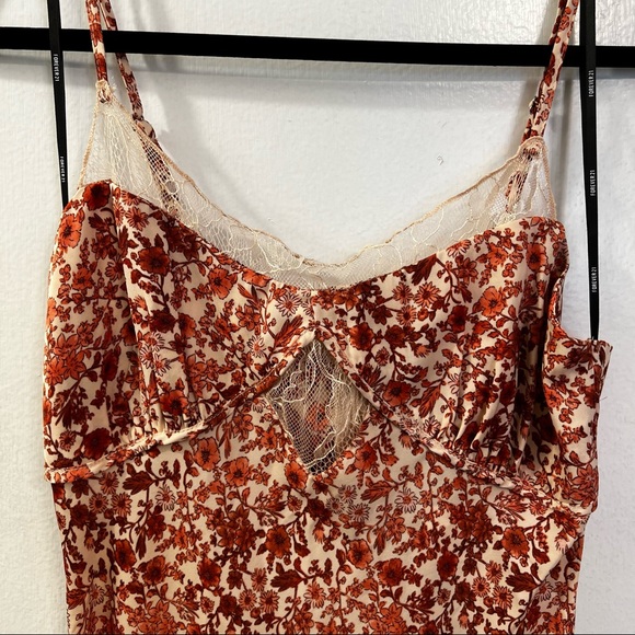 Forever 21 Slip Dress - Size Medium - Picture 2 of 6